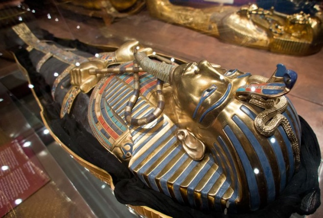 Репліка саркофага Тутанхамона на виставці у Нюрнбергу, Німеччина, 11 жовтня 2013 року