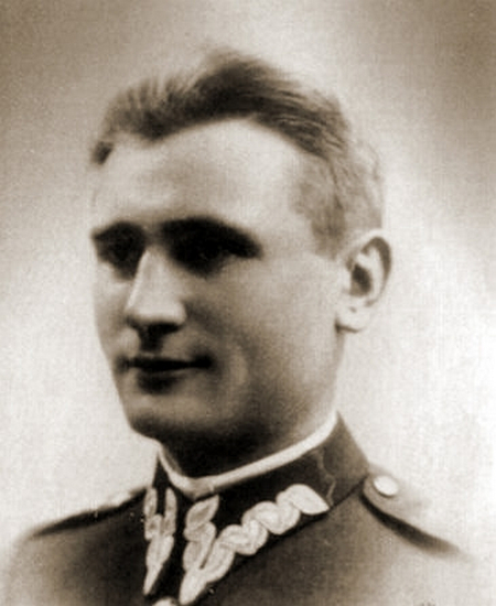 Капітан Владислав Рагініс