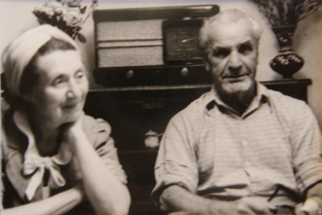 Подружжя Винниченків. Фото 1940-х років
