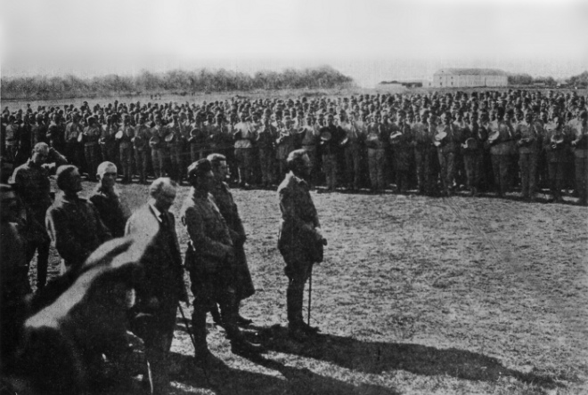 Симон Петлюра у Староконстянтинові на присязі коша Січових стрільців. 4 жовтня 1919 р.