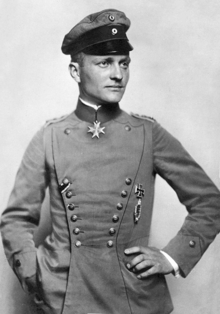 Реферат: Baron Manfried Von Richtofen The Red Baron