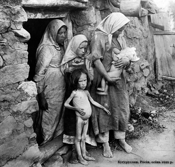 Ні, це не фотографії жертв Голодомору в Україні 1932–1933 років | Історична правда