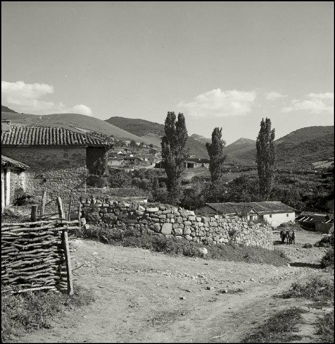 Межиріччя (АЙ – серез). Фото 1943 року