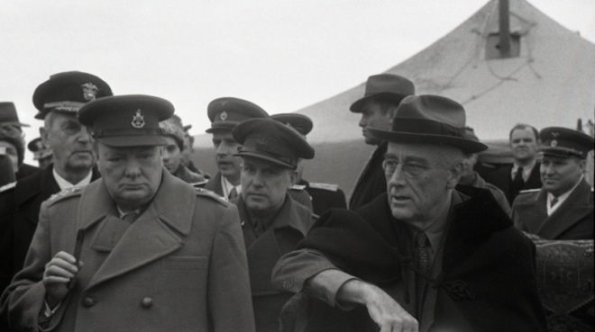 Вінстон Черчилль та Франклін Рузвельт у Ялті