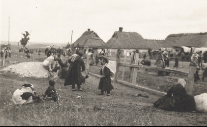 Львів 1918 р. Після погрому: жертви на полі і вздовж дороги.