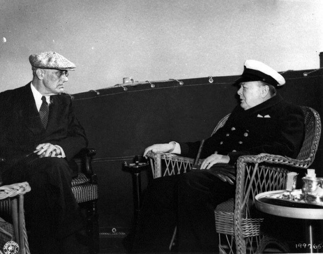 Франклін Рузвельт та Вінстон Черчилль у Ялті